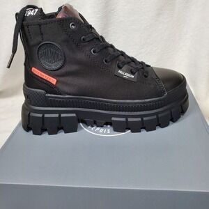 Palladium Womens Revolt Hi TX  Black/Black Platform Boots NIB Size 8 Chunky 90s